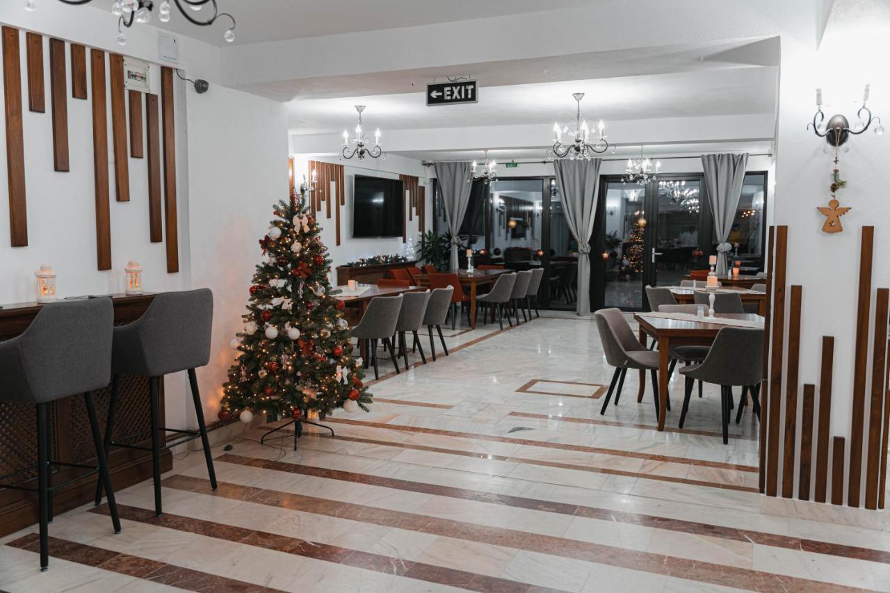 Piscul Negru Hotel - Transfagarasan Cumpana  Ngoại thất bức ảnh